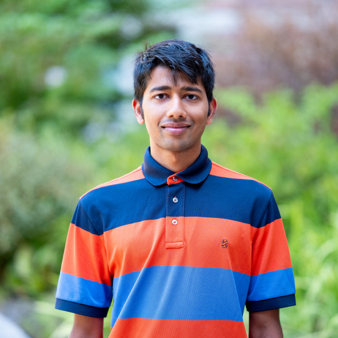 Headshot of Arudra Baradwaj